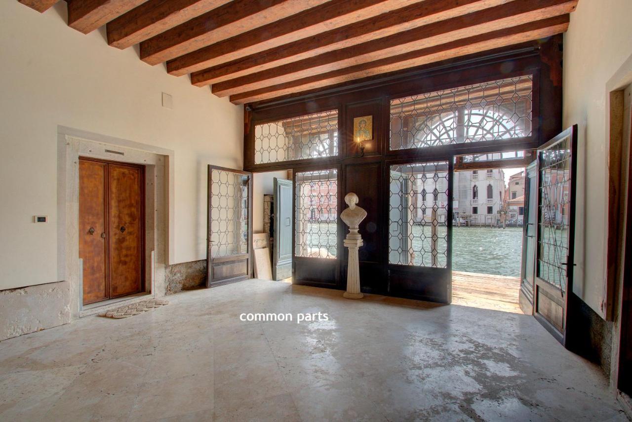 Tribuno Grand Canal Venecia Exterior foto